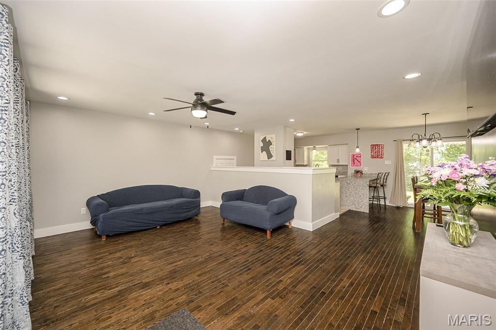935 Loretta Drive