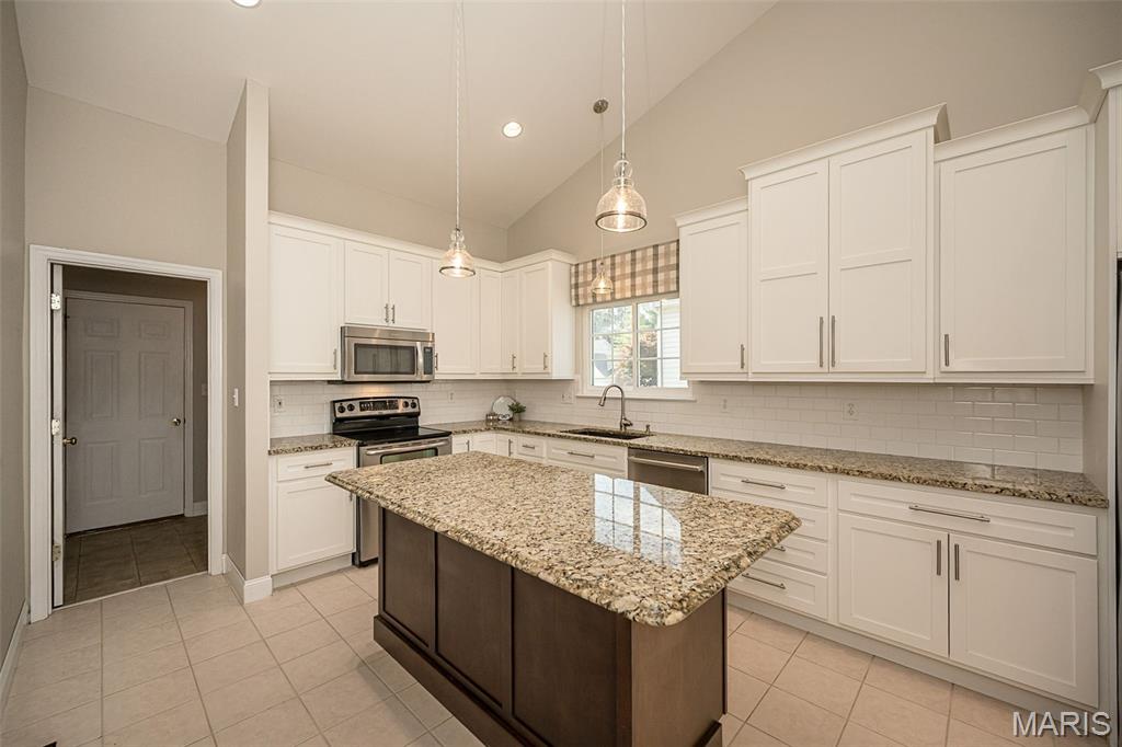 2088 Avalon Ridge Circle