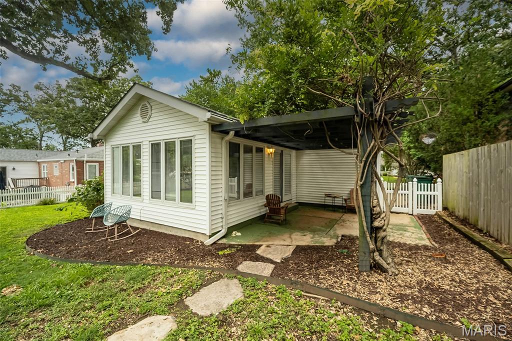 1119 Cheshire Lane