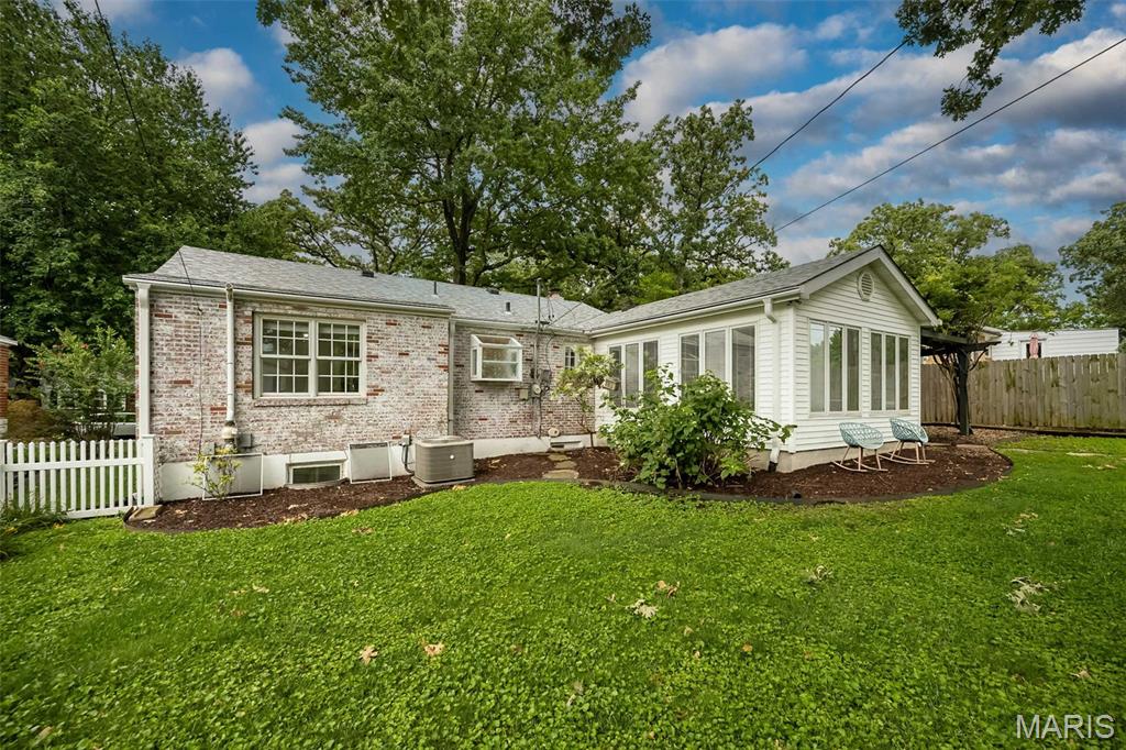1119 Cheshire Lane