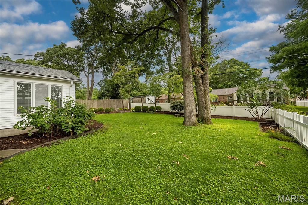 1119 Cheshire Lane