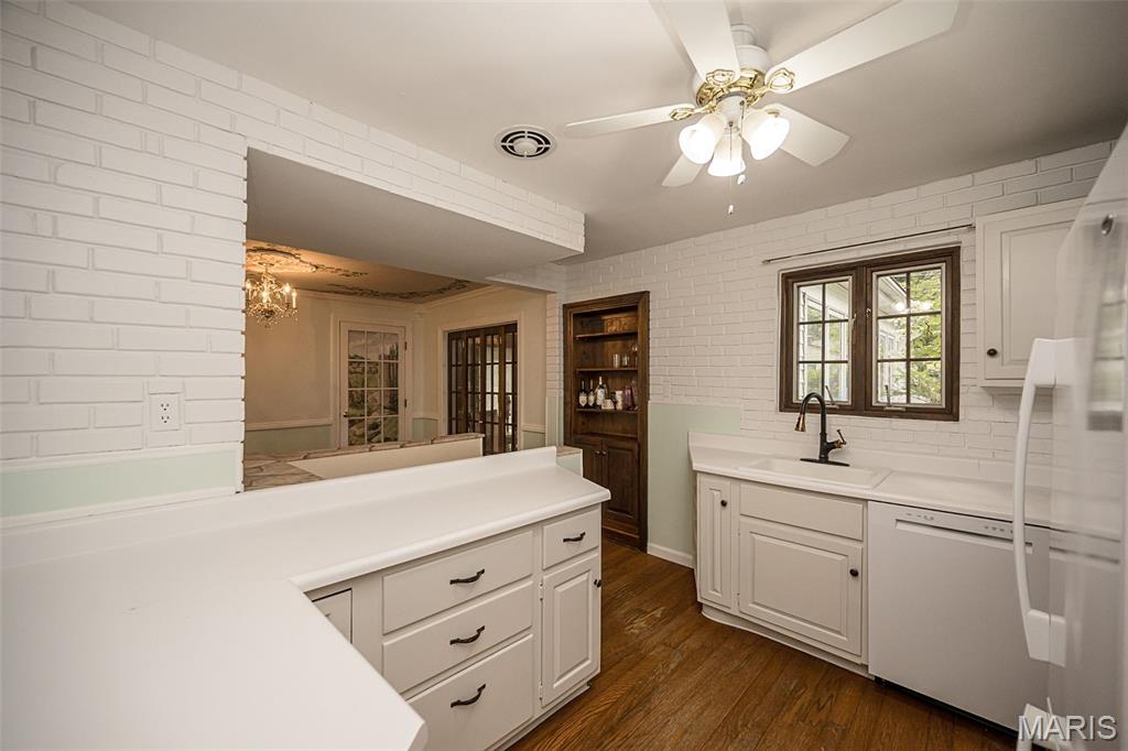 1119 Cheshire Lane