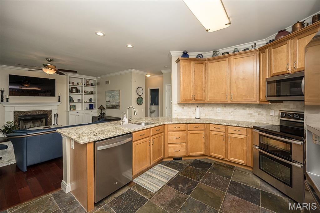 565 Vista Hills Court