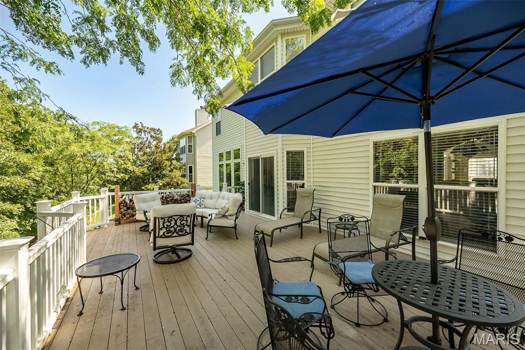 565 Vista Hills Court