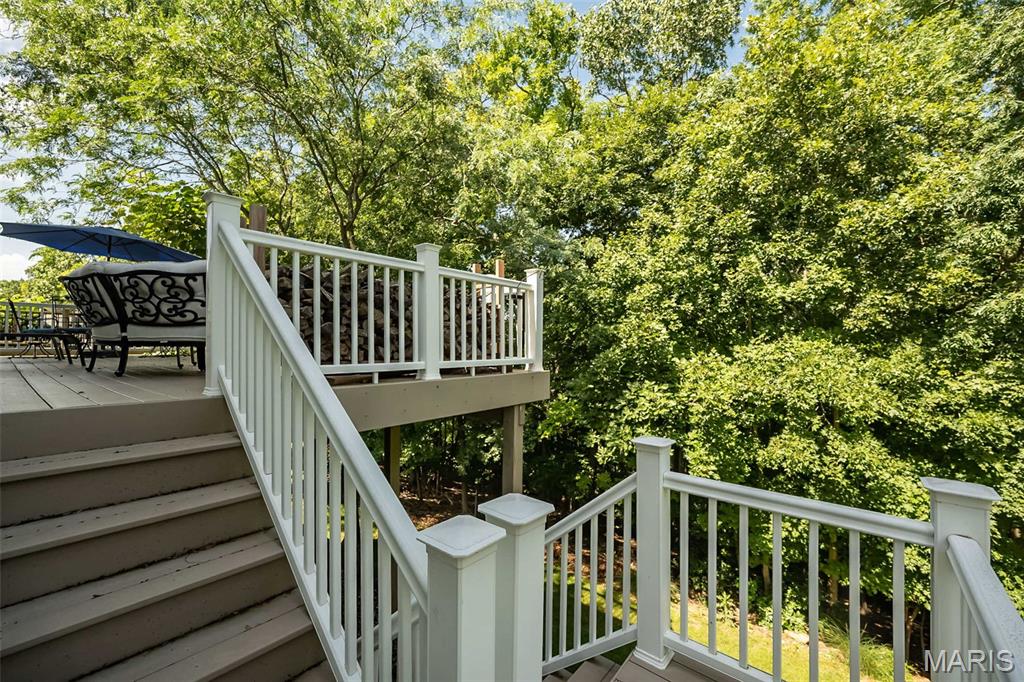 565 Vista Hills Court