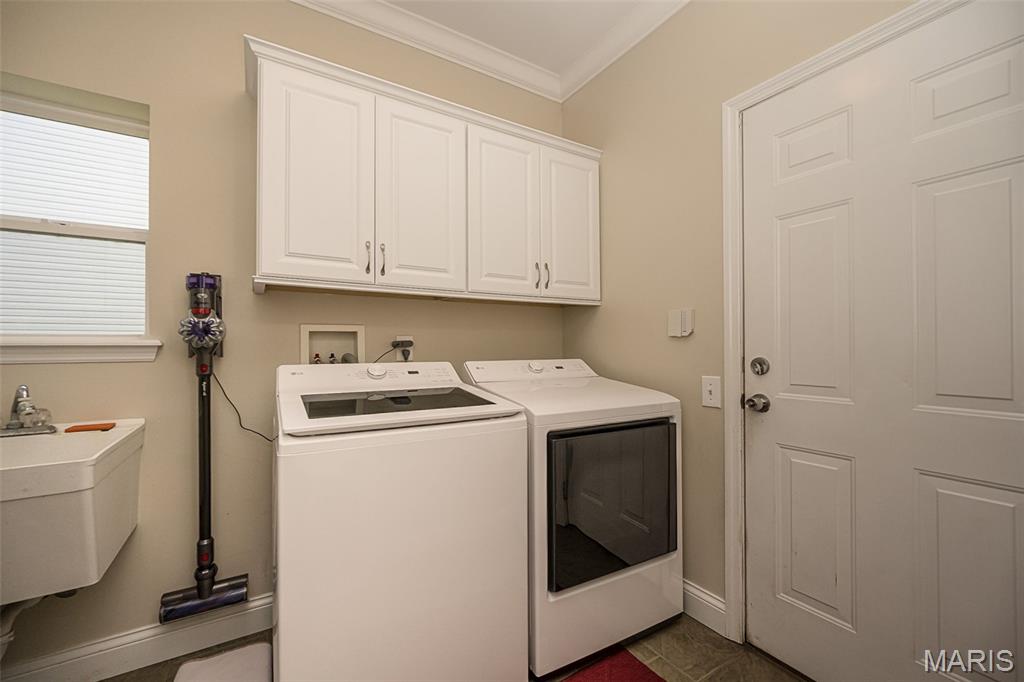 565 Vista Hills Court