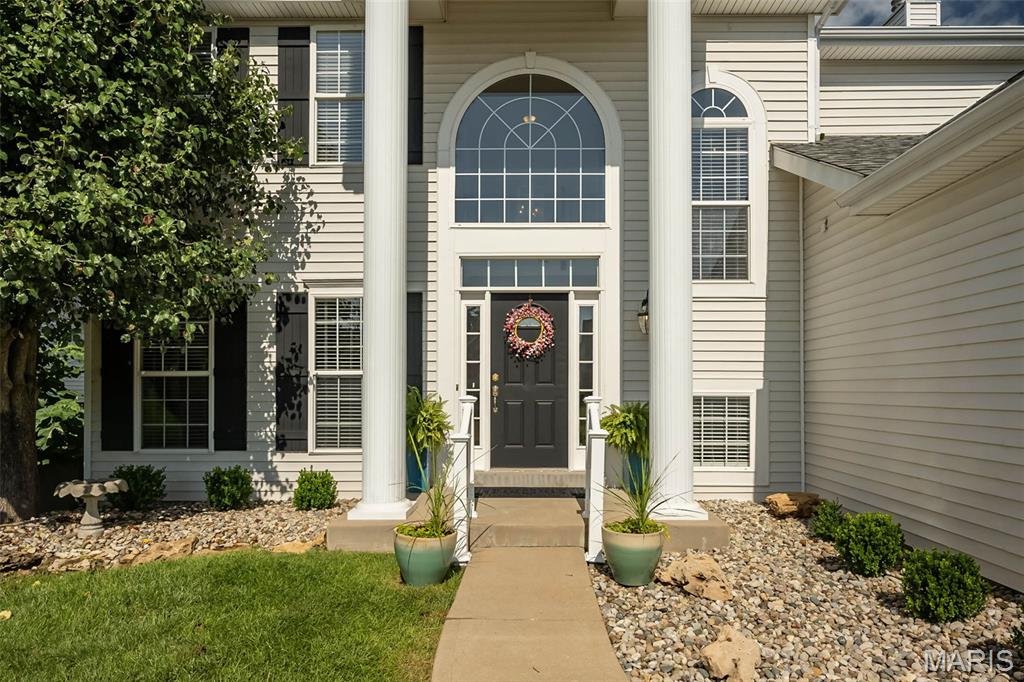 565 Vista Hills Court