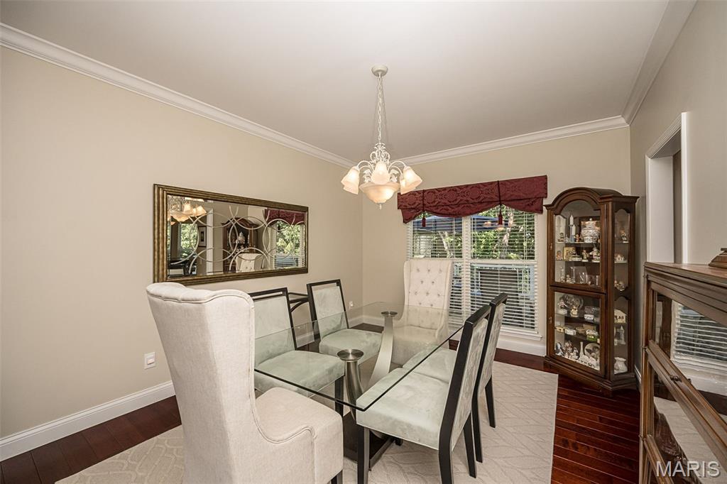 565 Vista Hills Court