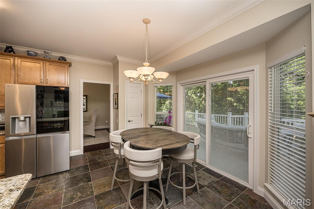565 Vista Hills Court