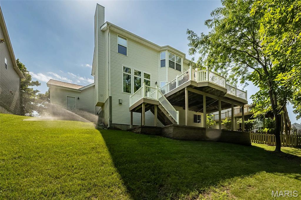 565 Vista Hills Court
