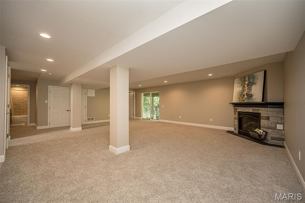 565 Vista Hills Court