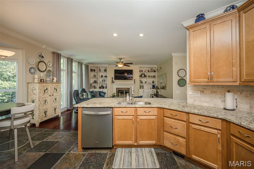565 Vista Hills Court