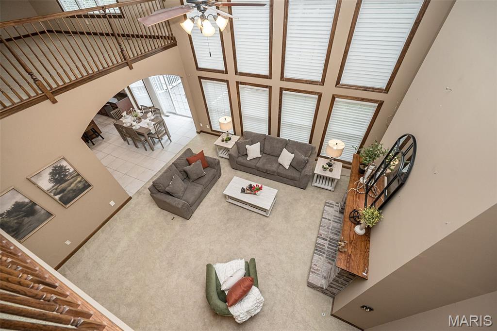 909 Oxford Trail Drive