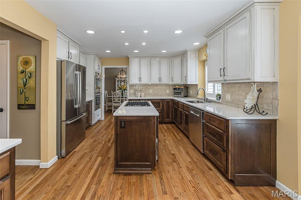 756 Heatherstone Drive