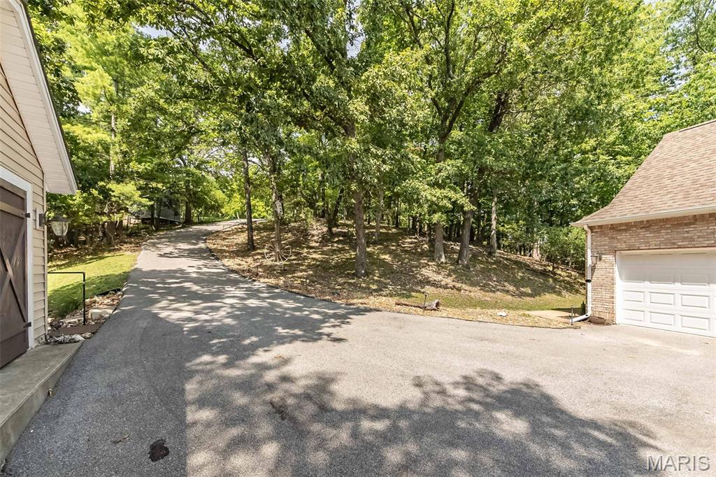 756 Heatherstone Drive