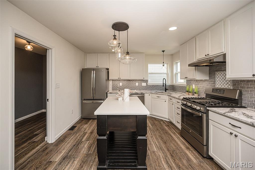 4891 Sierra View Place