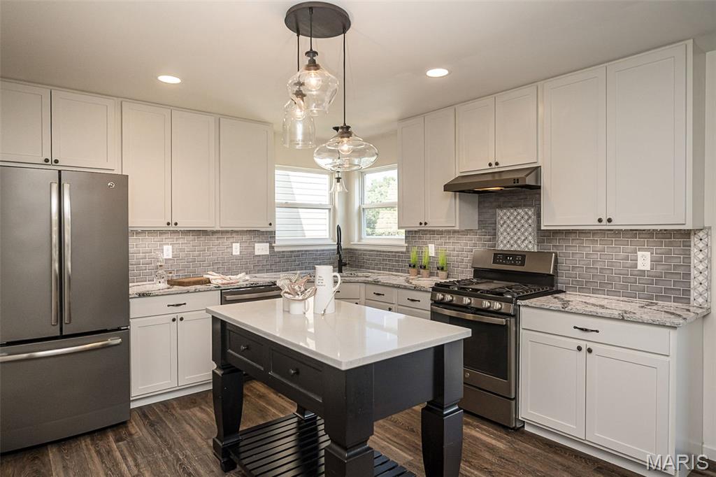 4891 Sierra View Place