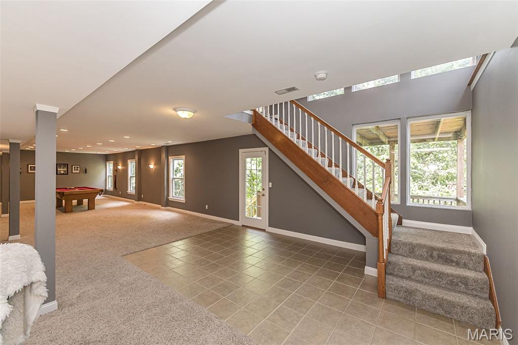 1652 Ivy Chase Lane
