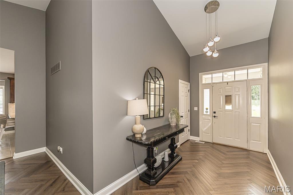 1652 Ivy Chase Lane
