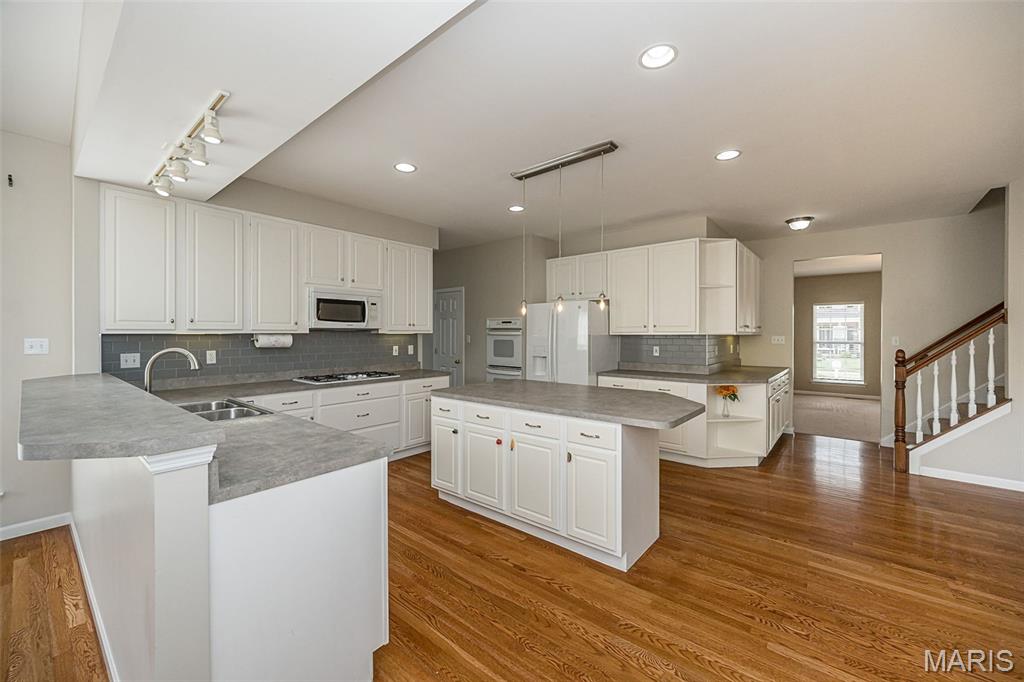 414 Avalon Chase Drive
