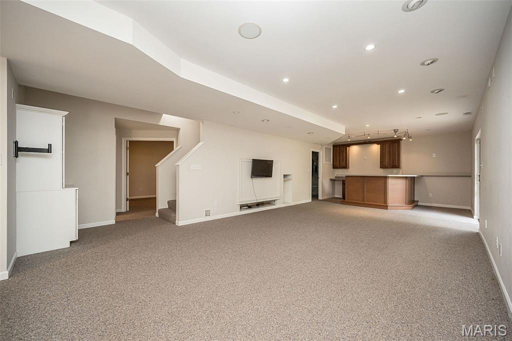 414 Avalon Chase Drive