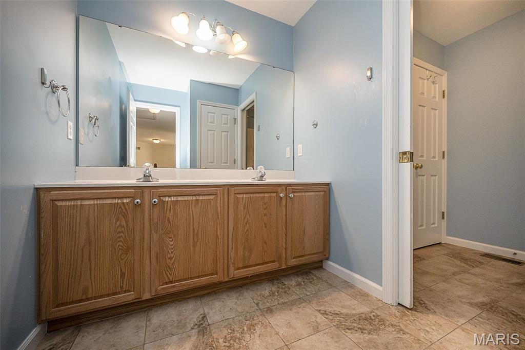 414 Avalon Chase Drive