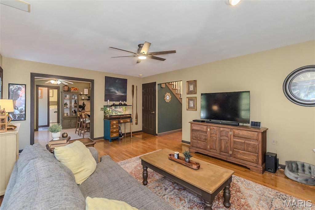727 Heatherstone Drive