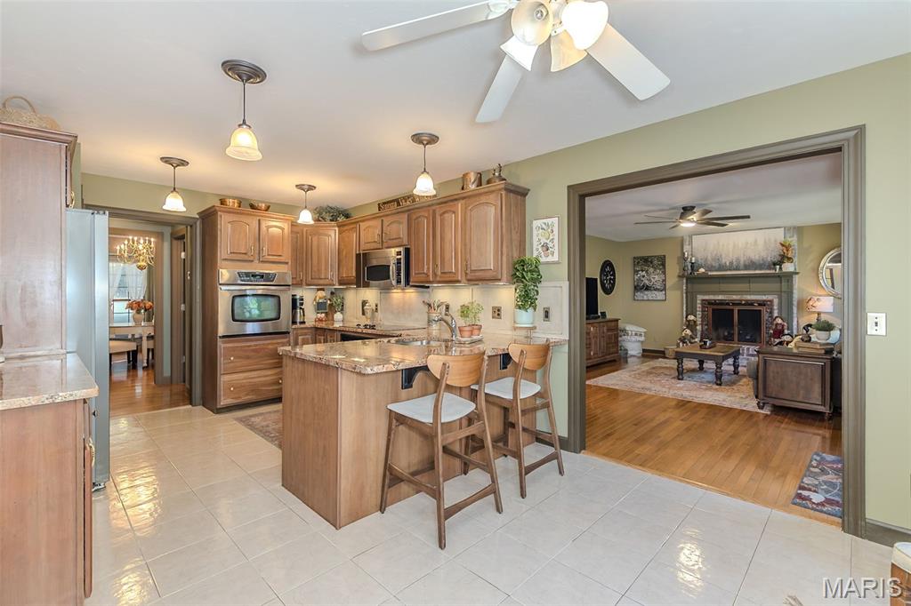 727 Heatherstone Drive