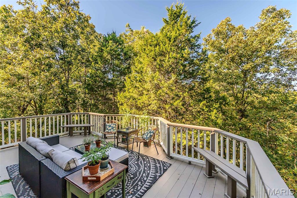 727 Heatherstone Drive