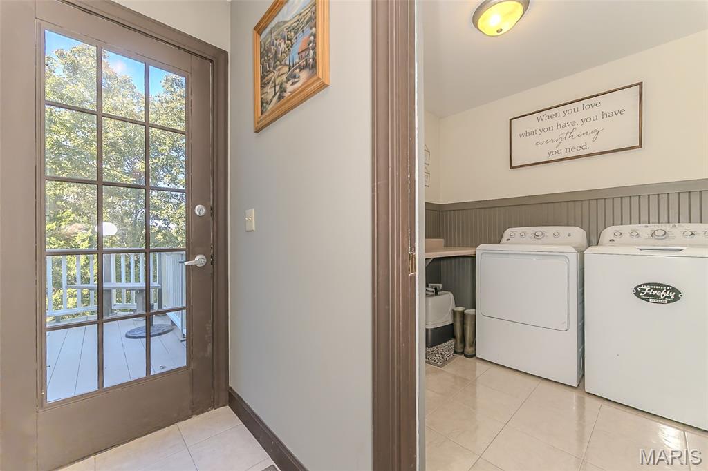 727 Heatherstone Drive