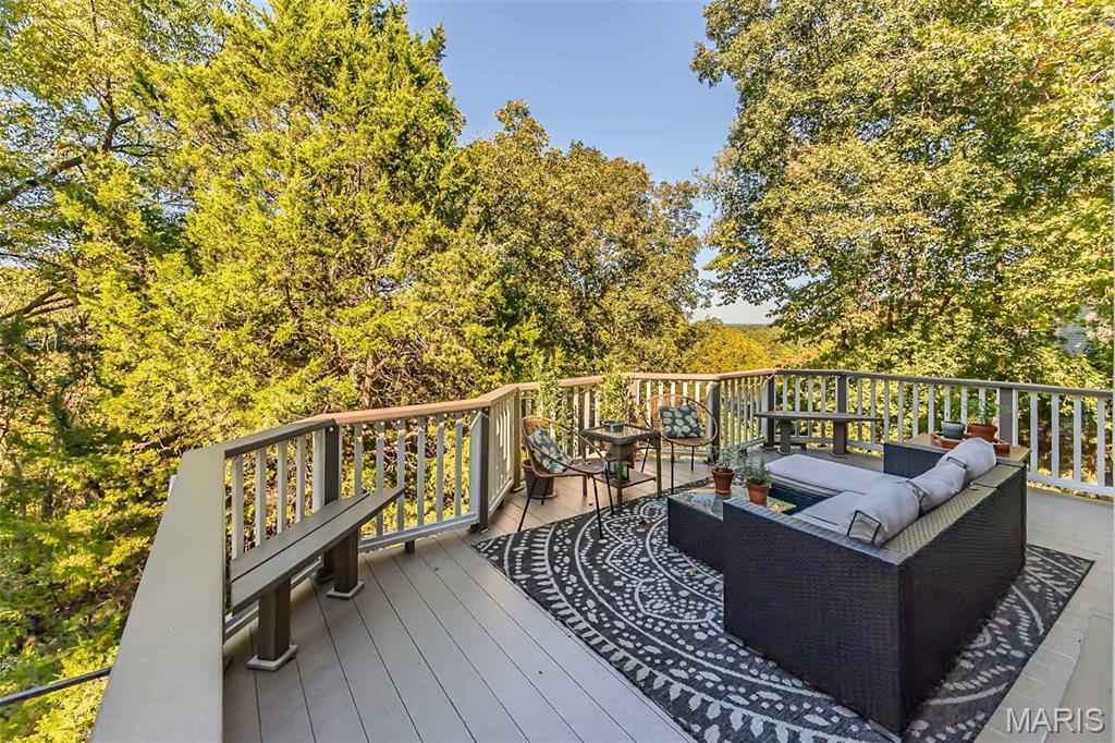 727 Heatherstone Drive