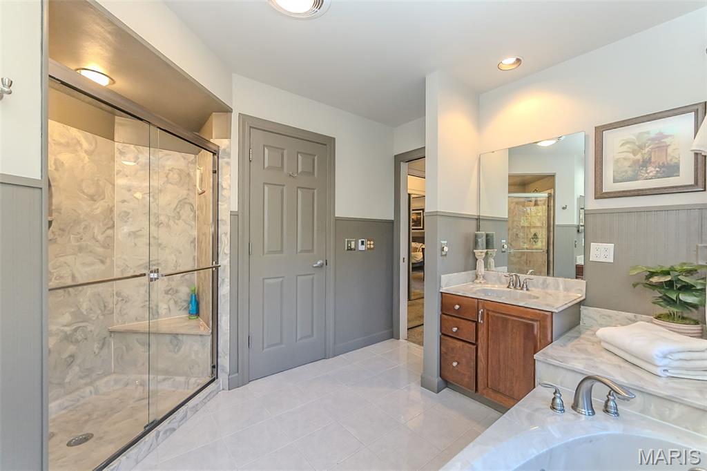 727 Heatherstone Drive
