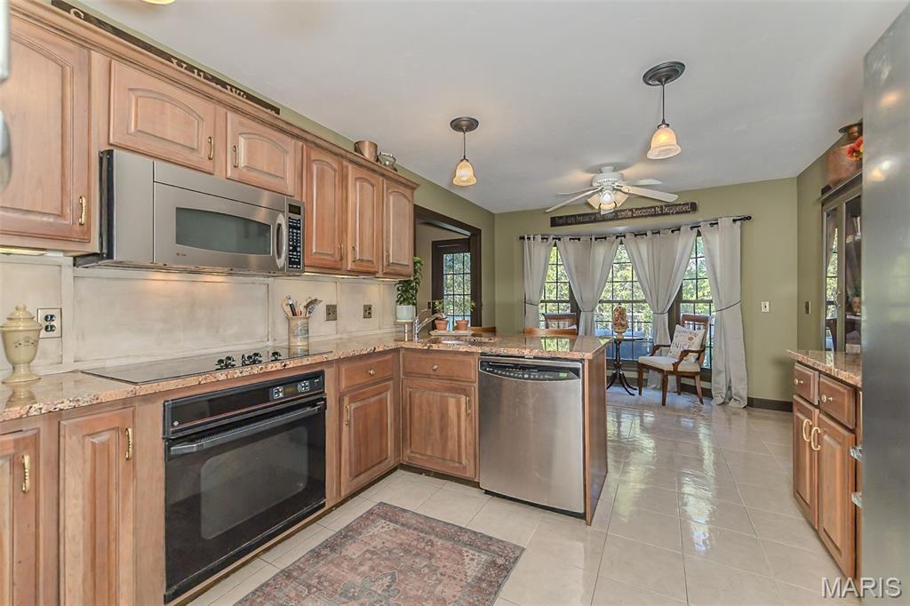 727 Heatherstone Drive