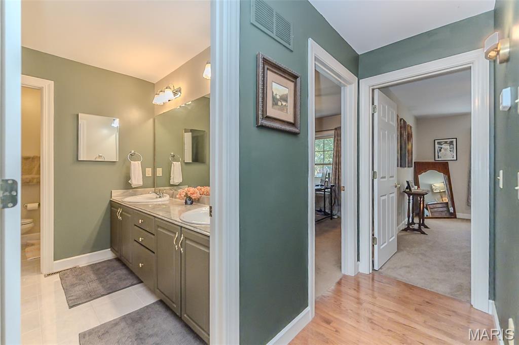 727 Heatherstone Drive