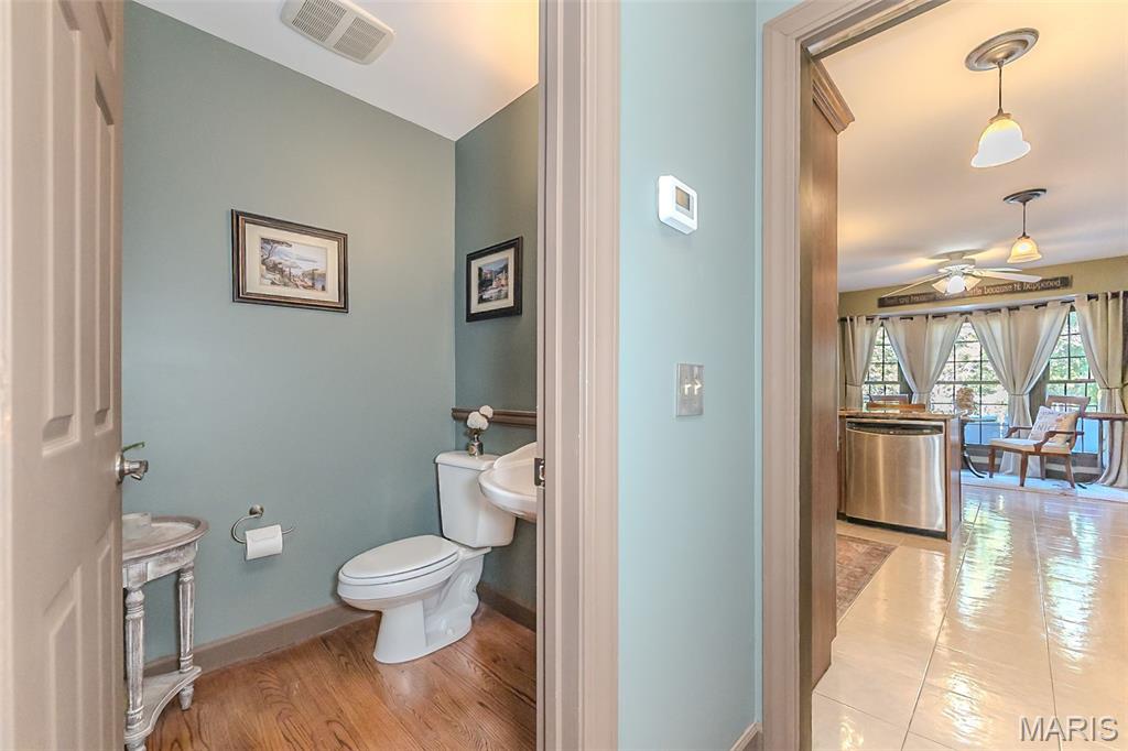 727 Heatherstone Drive