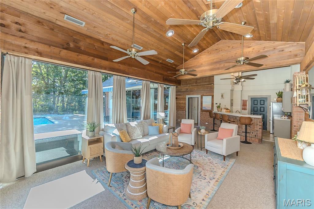 13524 Pine Wood Trail