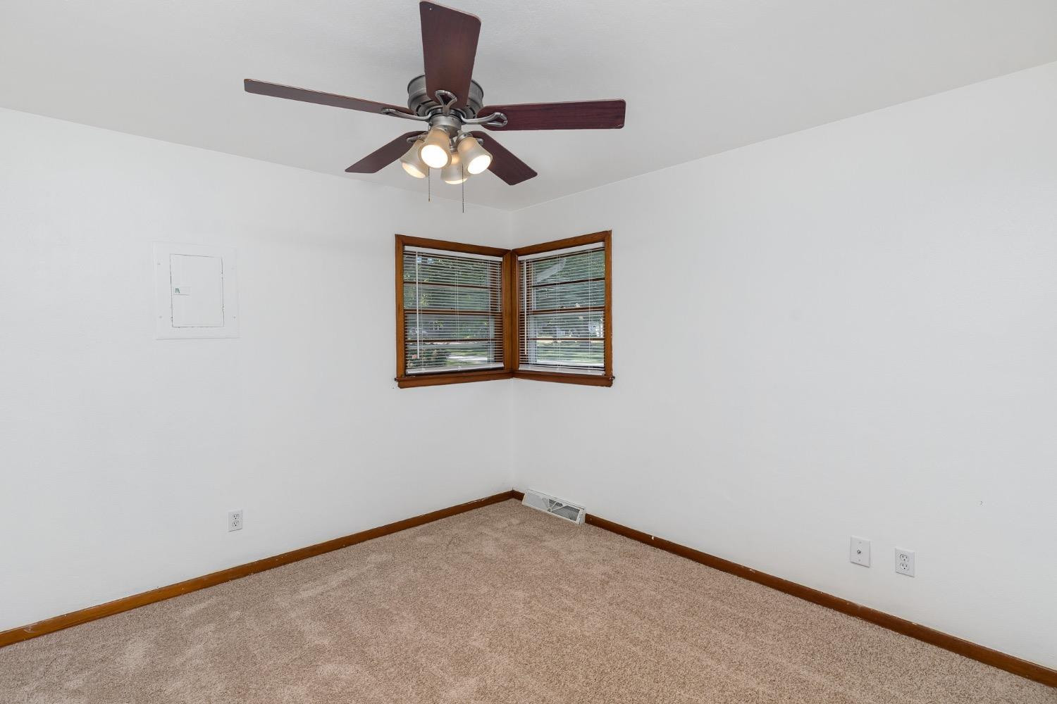 207 Woodland Drive