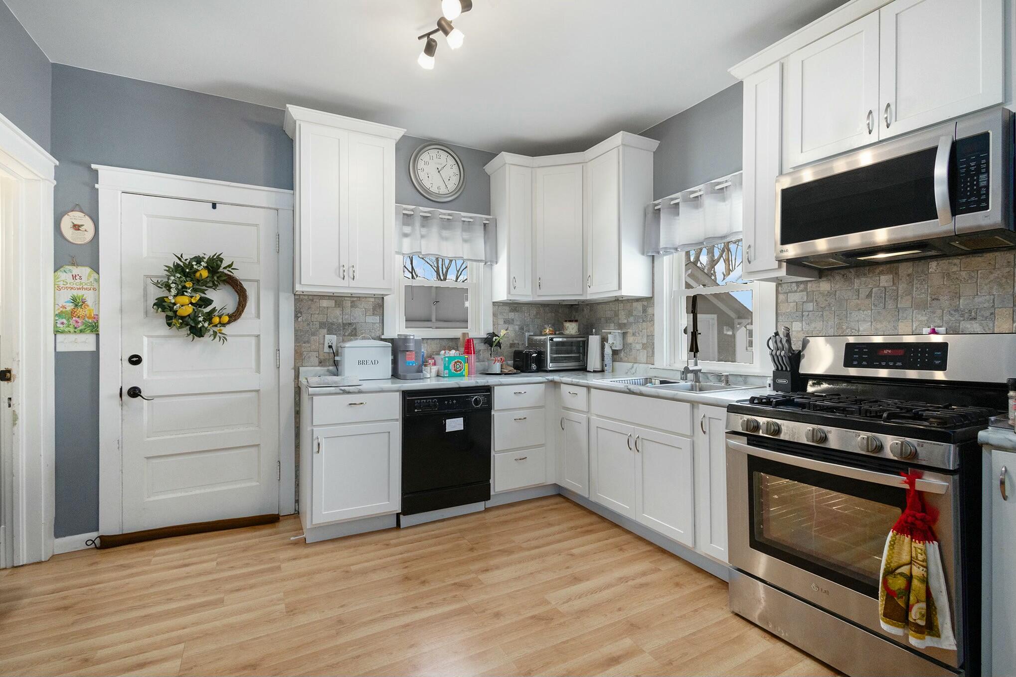 706 S 2nd Street