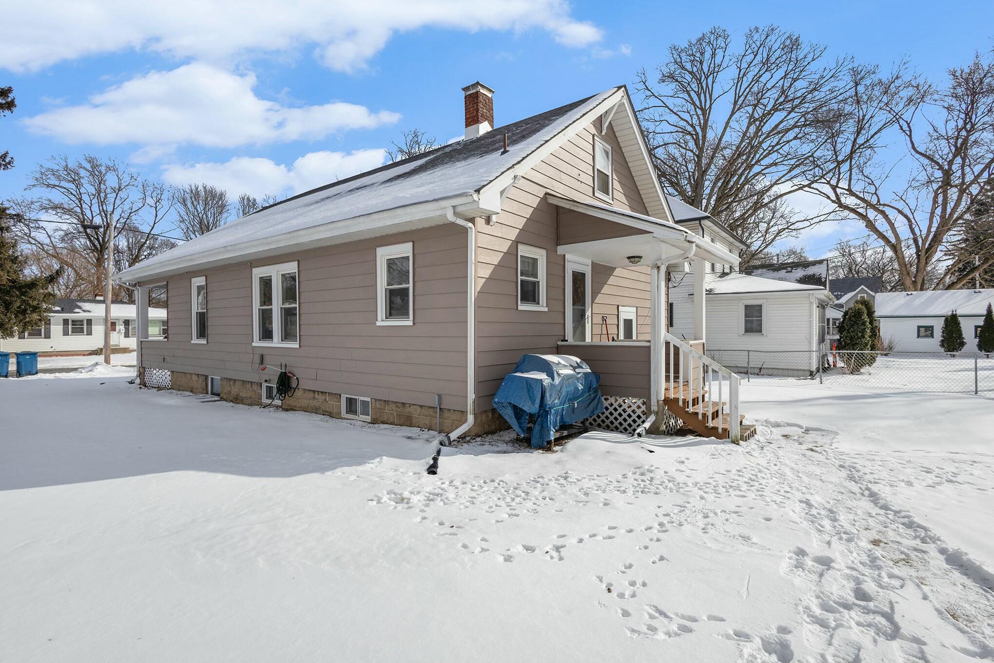 706 S 2nd Street