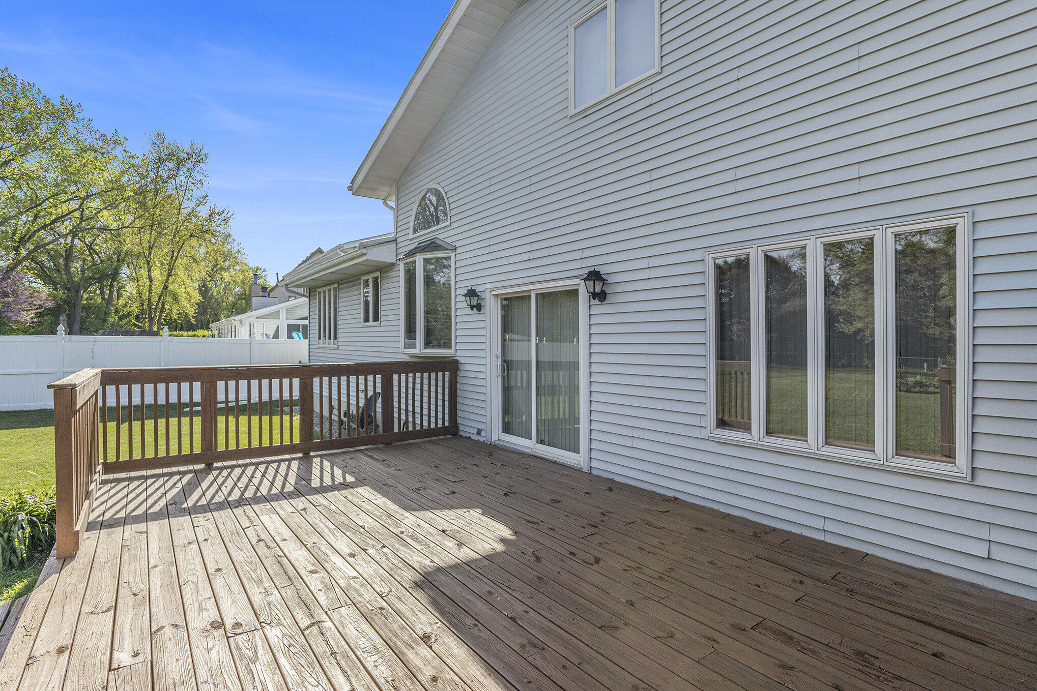 925 Brooke Lane