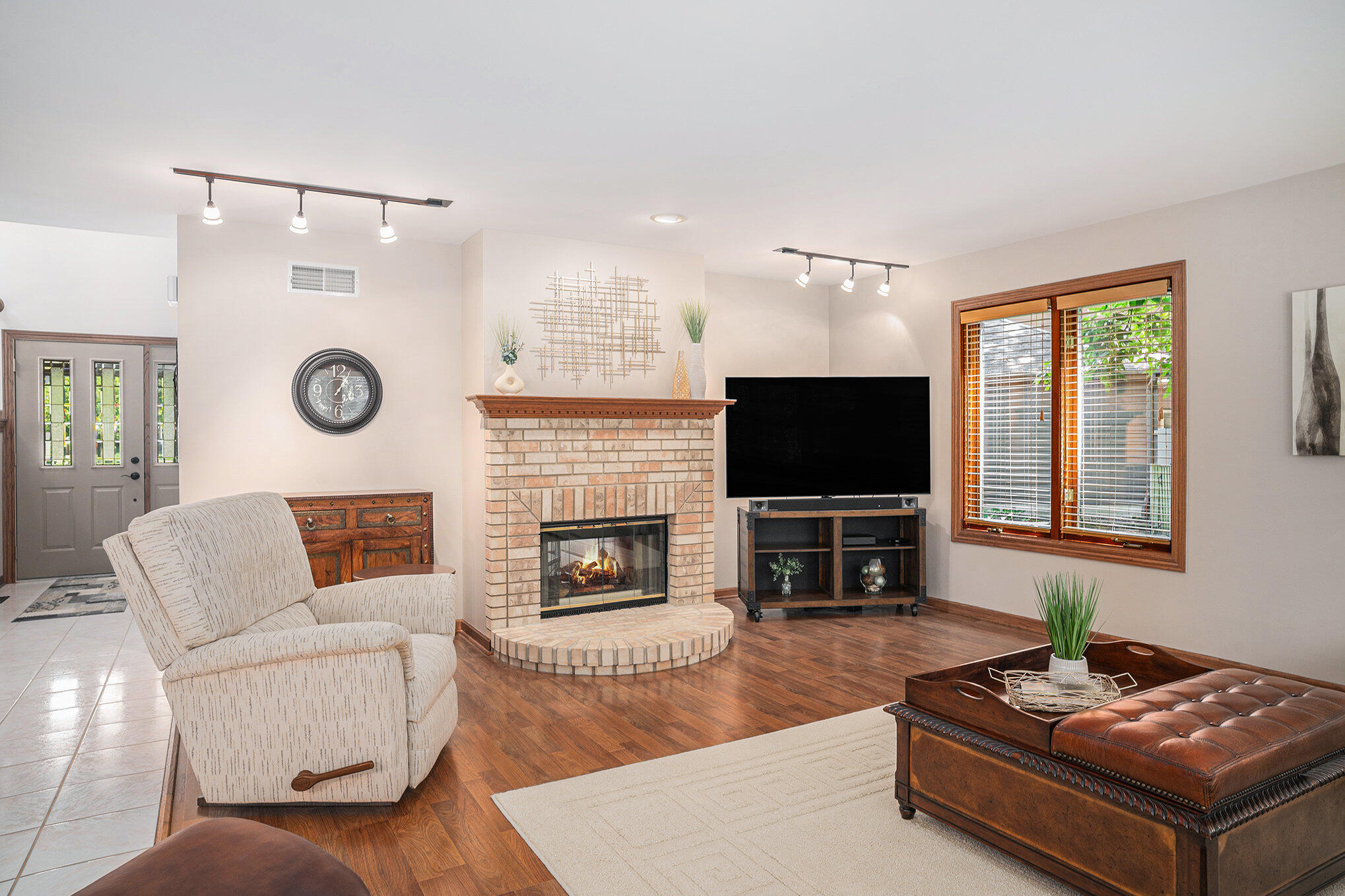 7364 Forest Ridge Drive