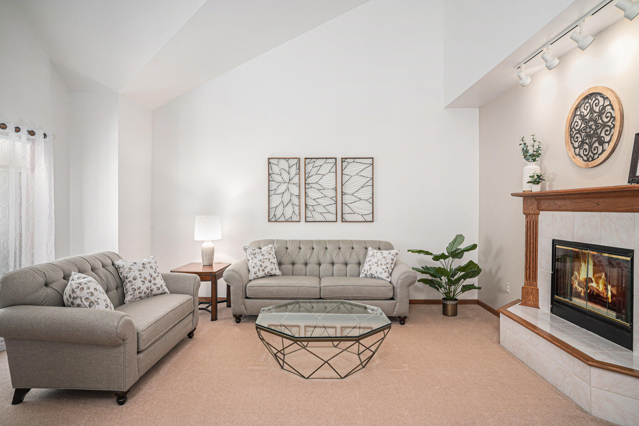 7364 Forest Ridge Drive