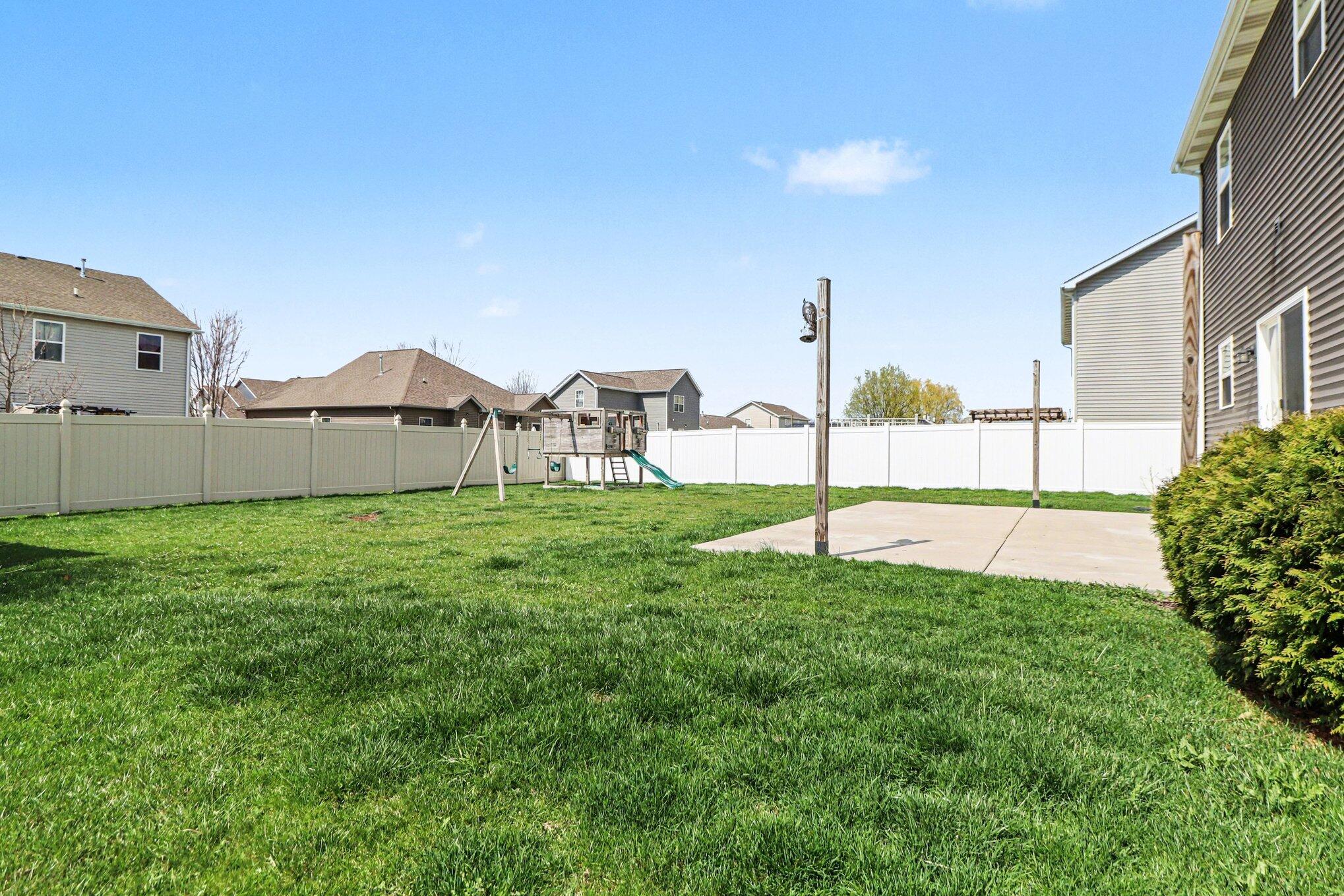 528 Hampton Manor Court