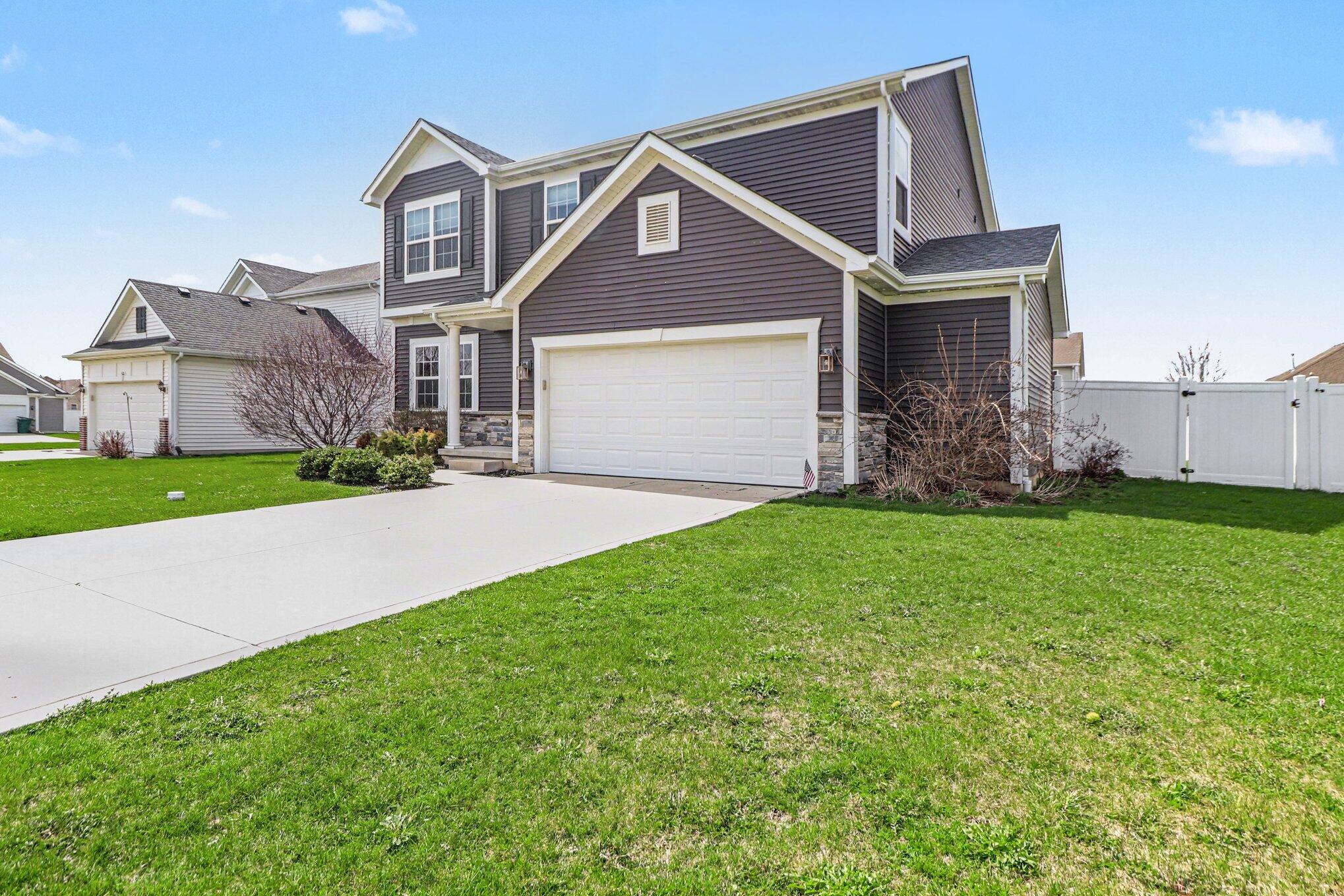 528 Hampton Manor Court