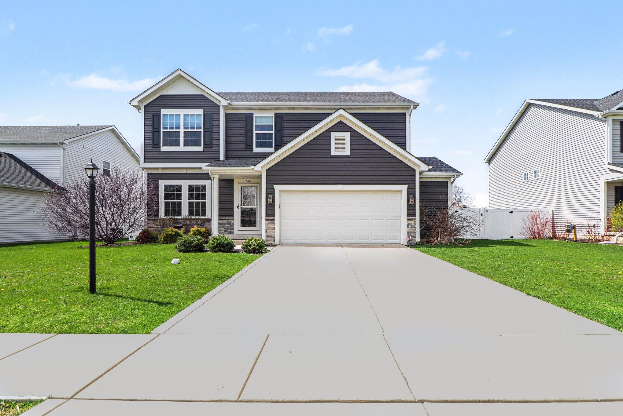 528 Hampton Manor Court