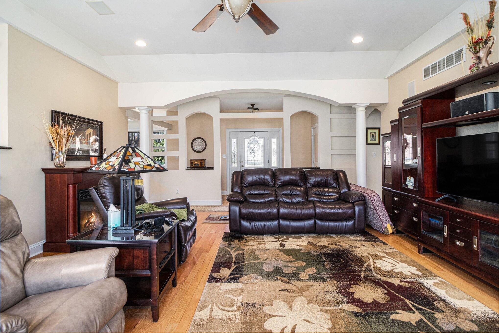 9011 Park Valley Court