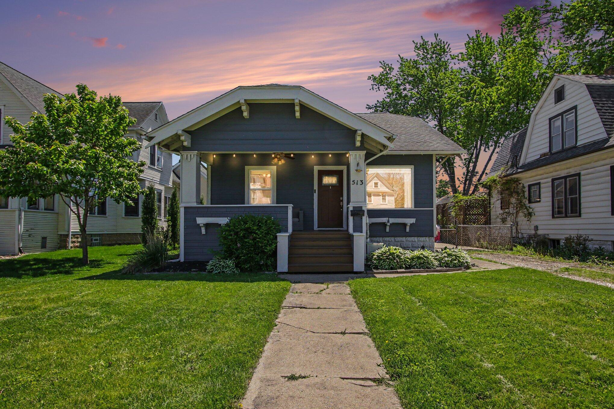 513 E Joliet Street