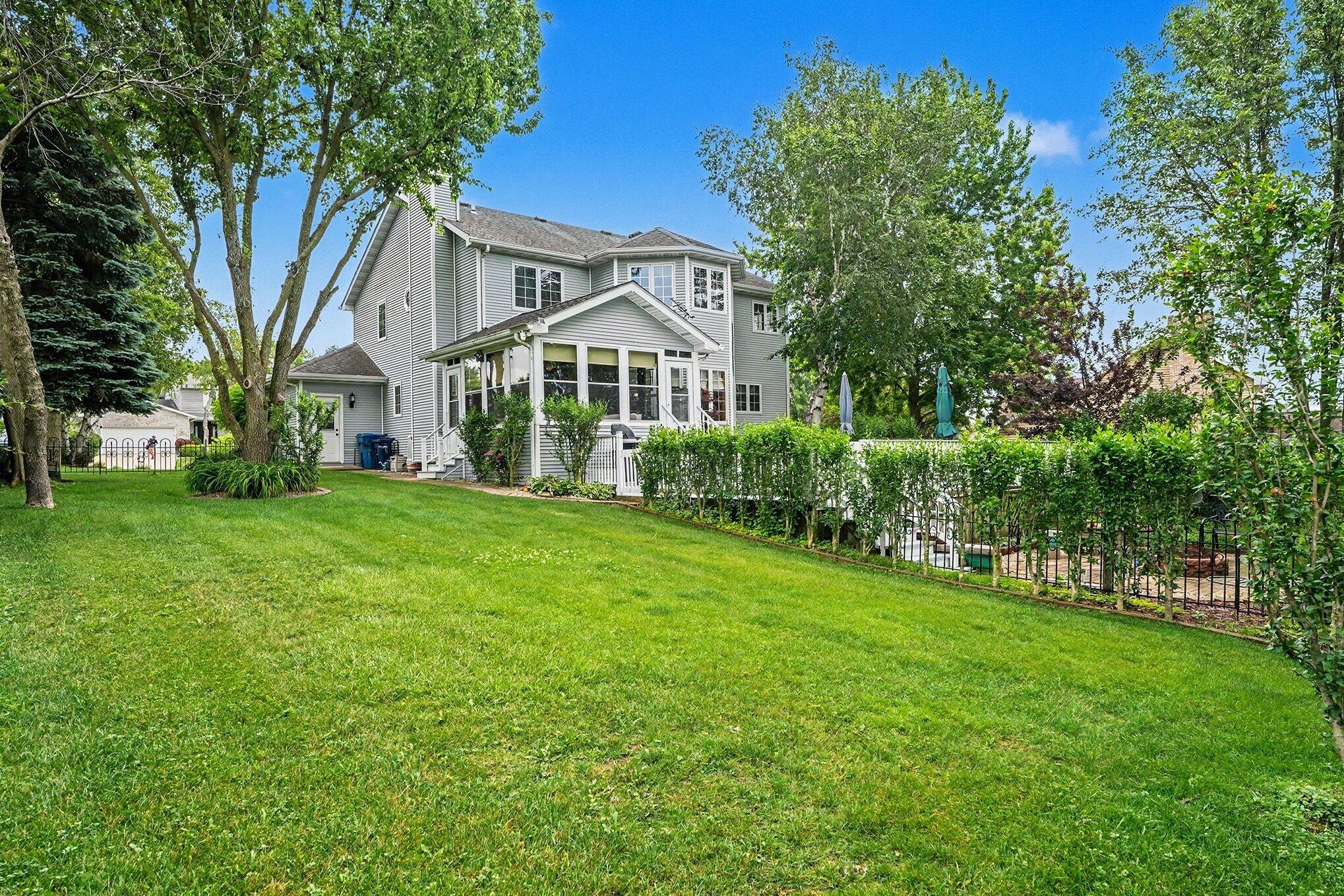 9260 Franklin Drive