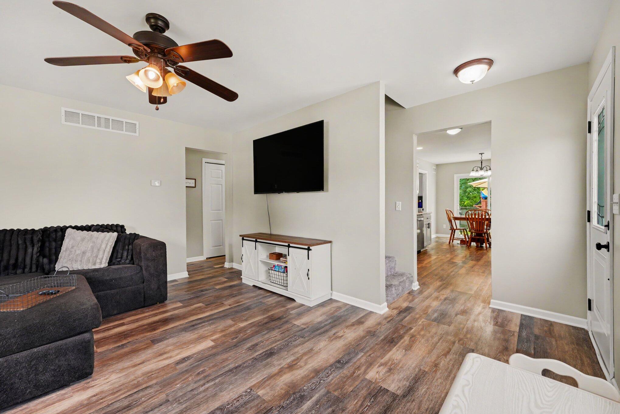 617 Seminole Drive