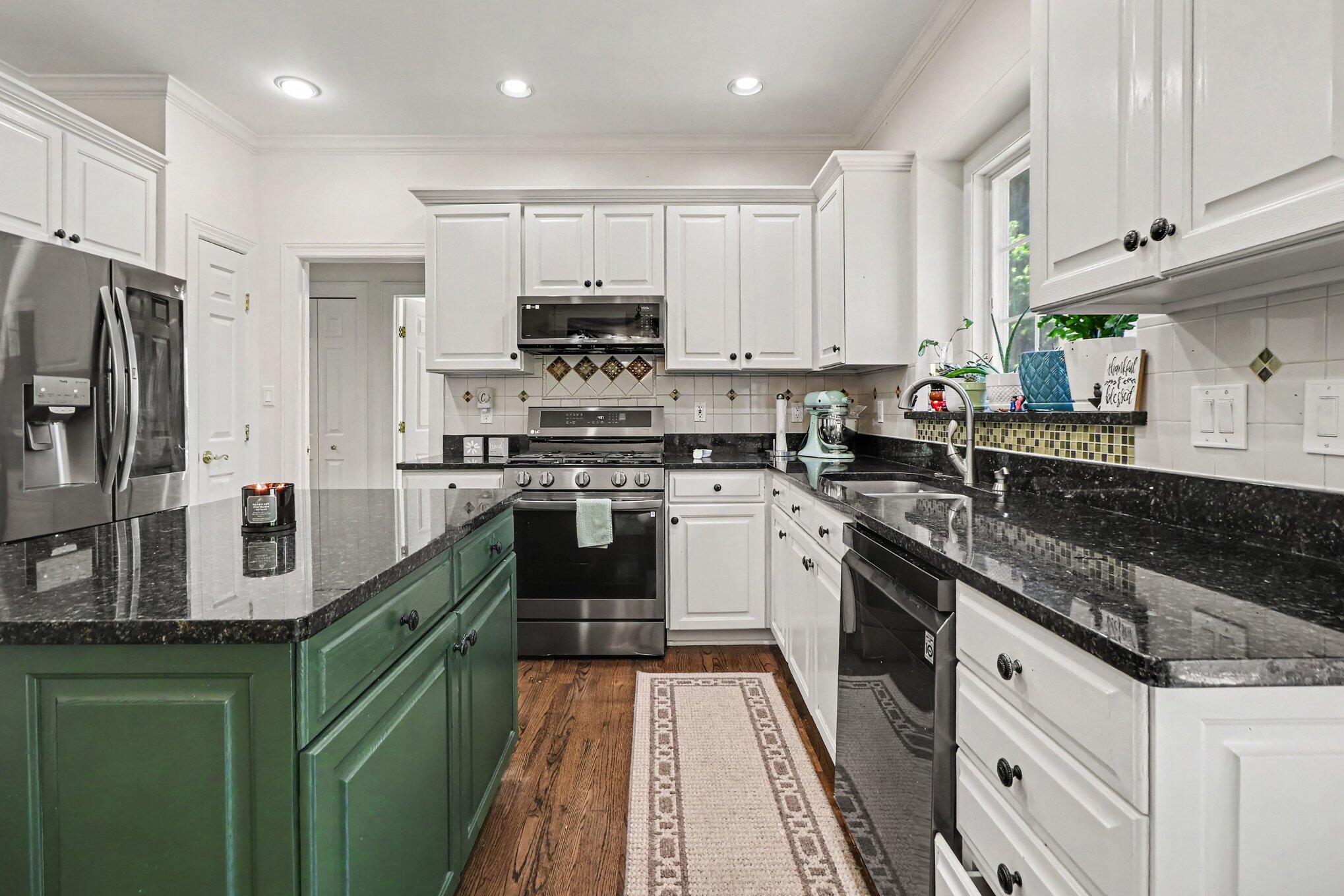1931 Cherrywood Court